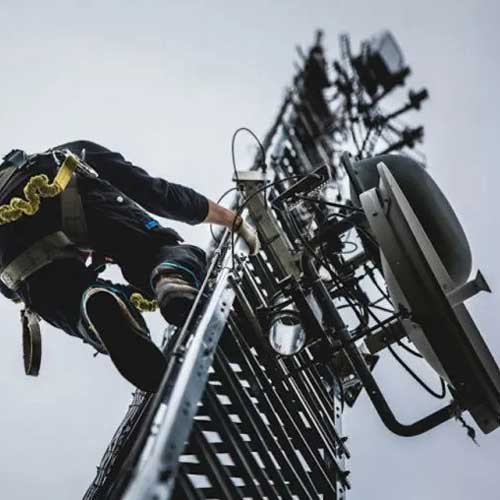 subir-antena-comunicaciiones